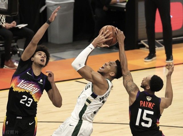 九游-包含Ming在热火比赛中大胜，赛况扑朔迷离引发热议！的词条